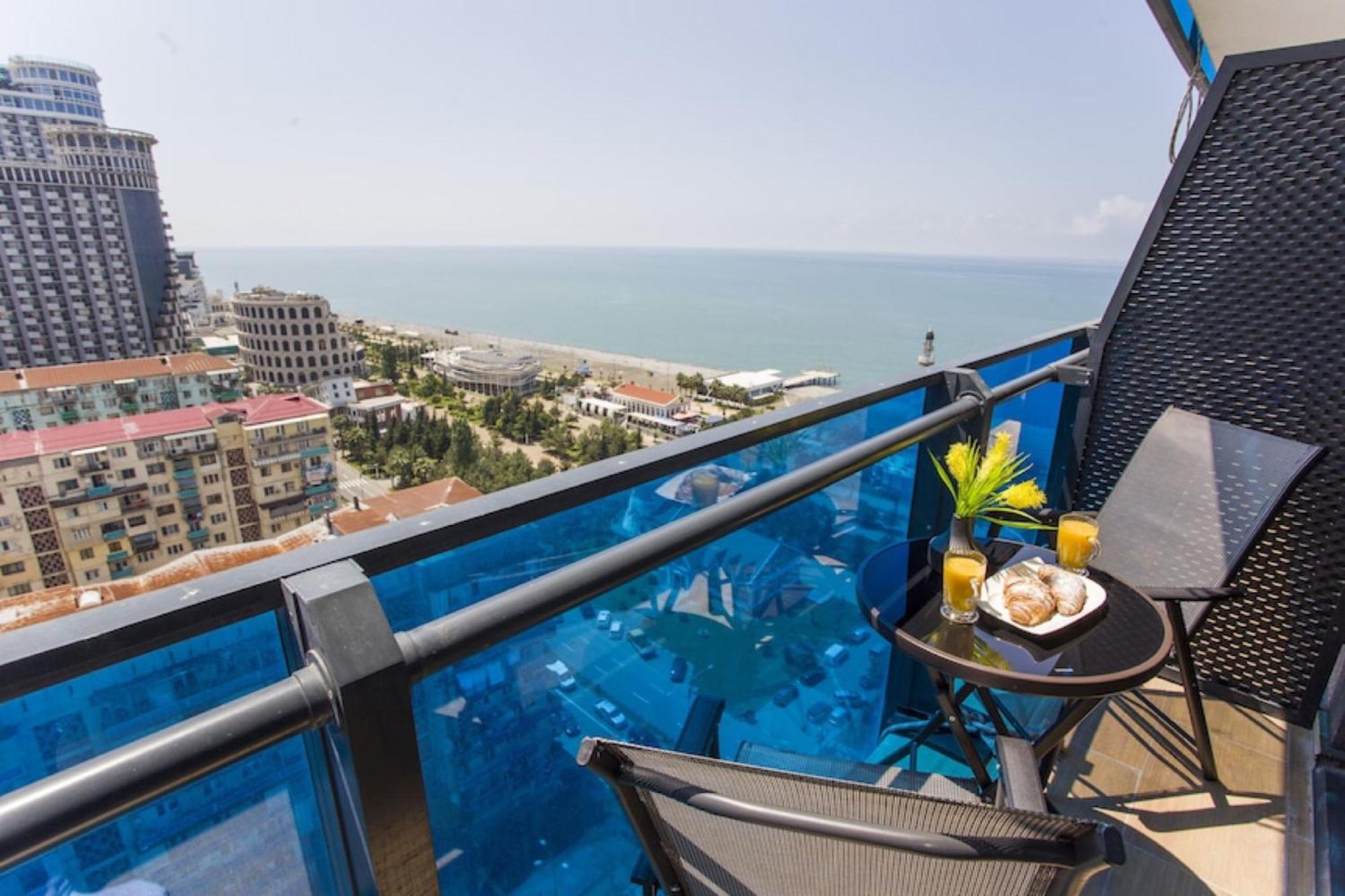 Sea View Orbi City Apart otel Batum Dış mekan fotoğraf